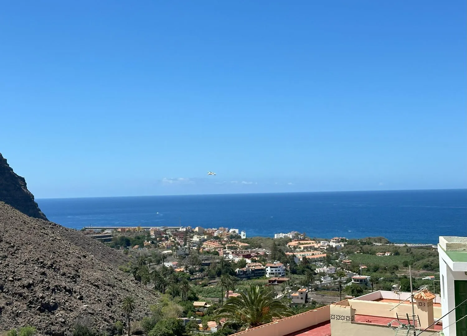 Apartment Suite Geco By La Gomera Deluxe, La Galeria Calera Spain