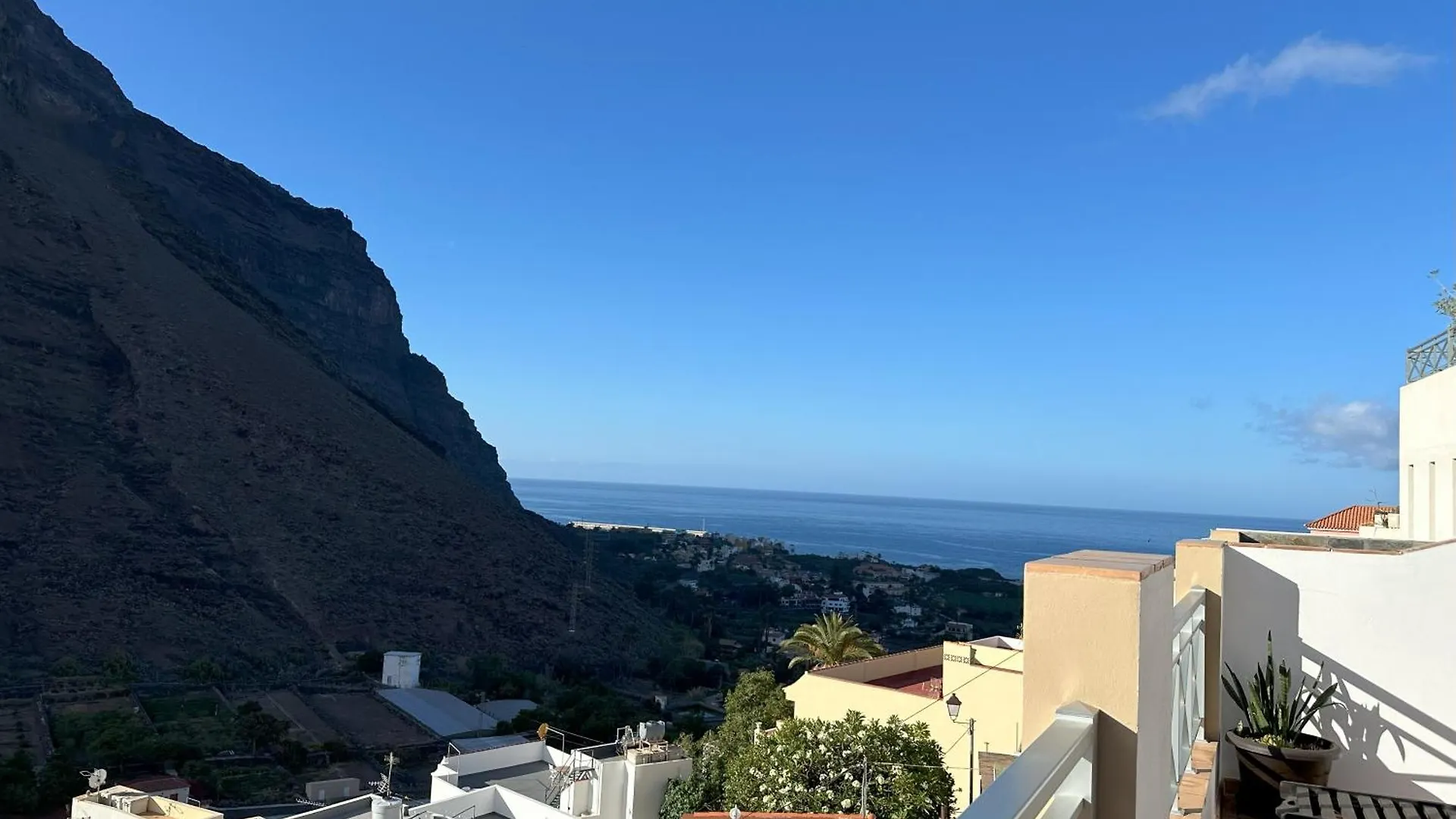 Apartment Suite Geco By La Gomera Deluxe, La Galeria Calera